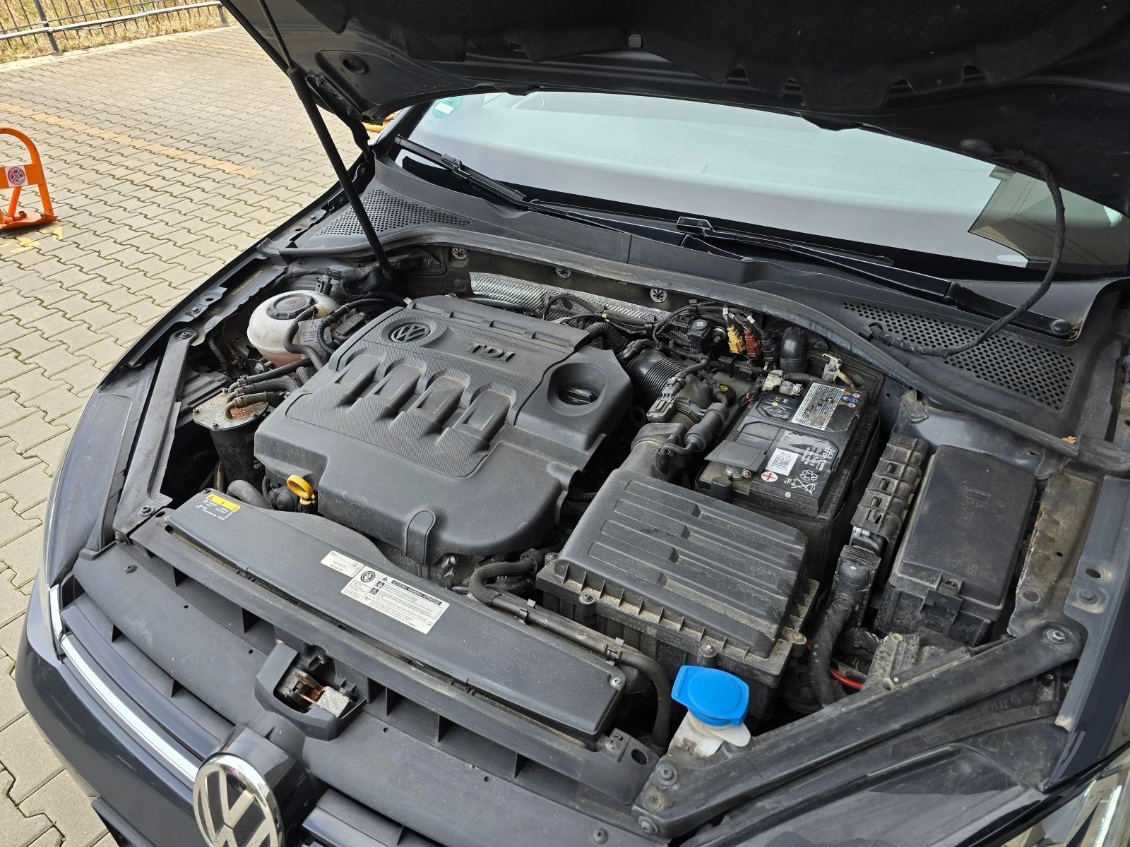 VW Golf Variant 1.6 TDI | Mobile.bg — изображение 12