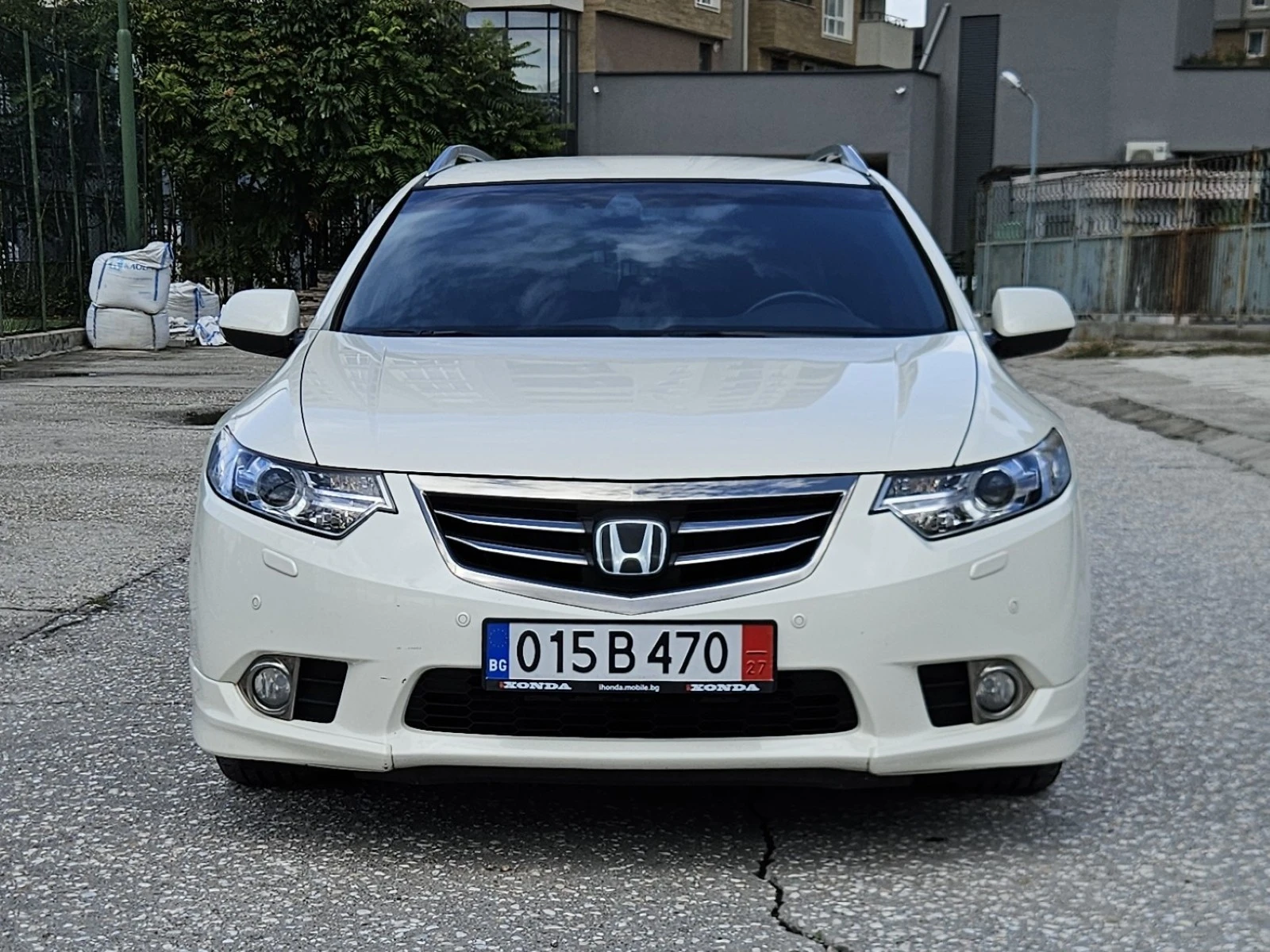 Honda Accord 2.4i-VTEC Type S Distronic* NAVI* CAM* Lane Assist - изображение 2