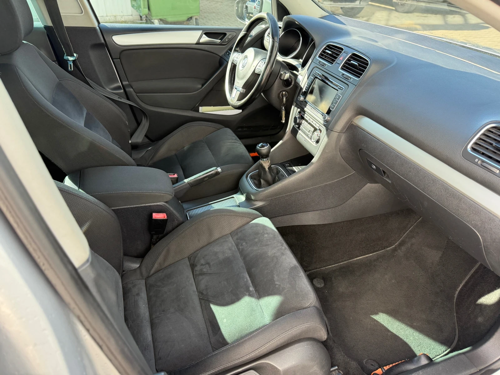 VW Golf 1, 4TSI+ Подгрев+ Навигация+ МНОГО ИКОНОМИЧНО - изображение 10