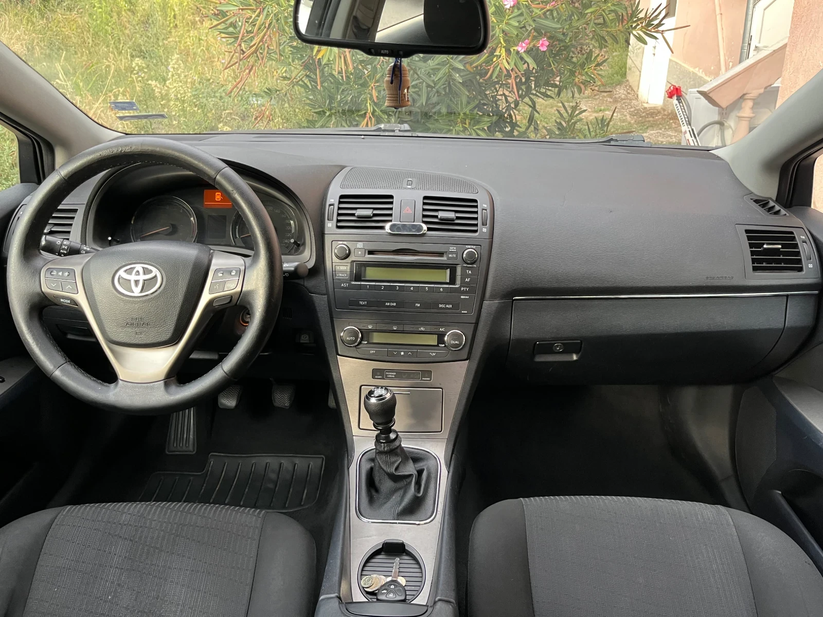 Toyota Avensis 2.2 D4D - изображение 5