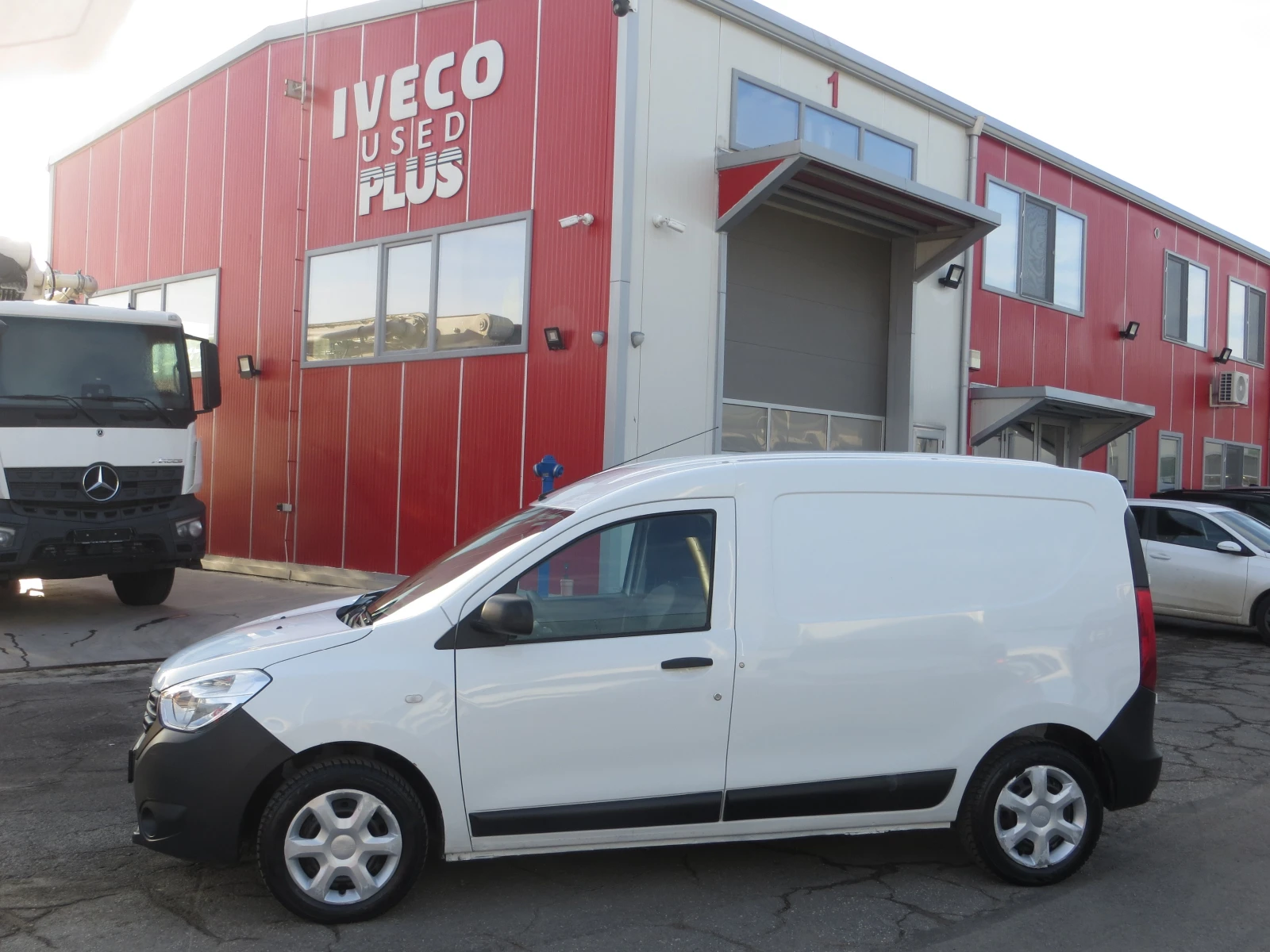 Dacia Dokker 1, 6 ГАЗ/БЕНЗИН - изображение 2