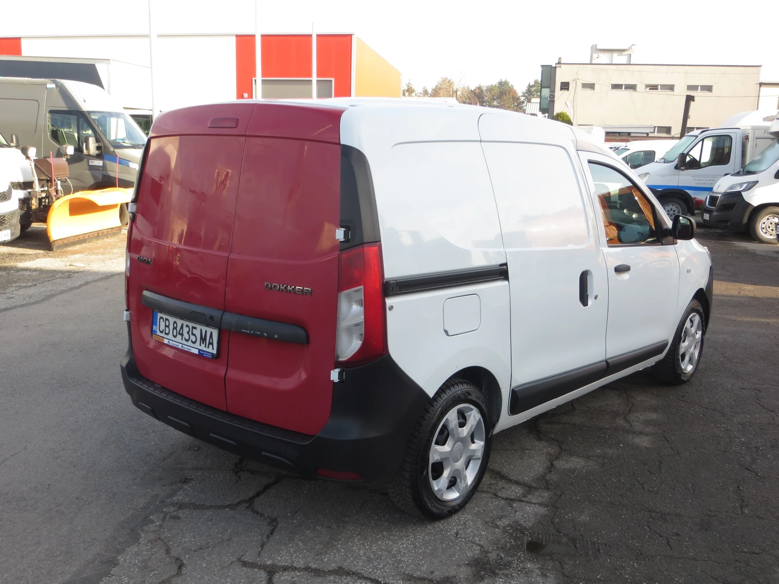 Dacia Dokker 1, 6 ГАЗ/БЕНЗИН - изображение 4