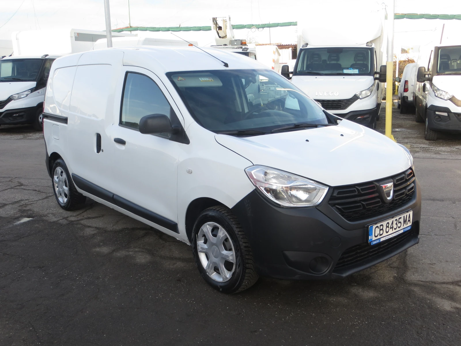 Dacia Dokker 1, 6 ГАЗ/БЕНЗИН - изображение 6