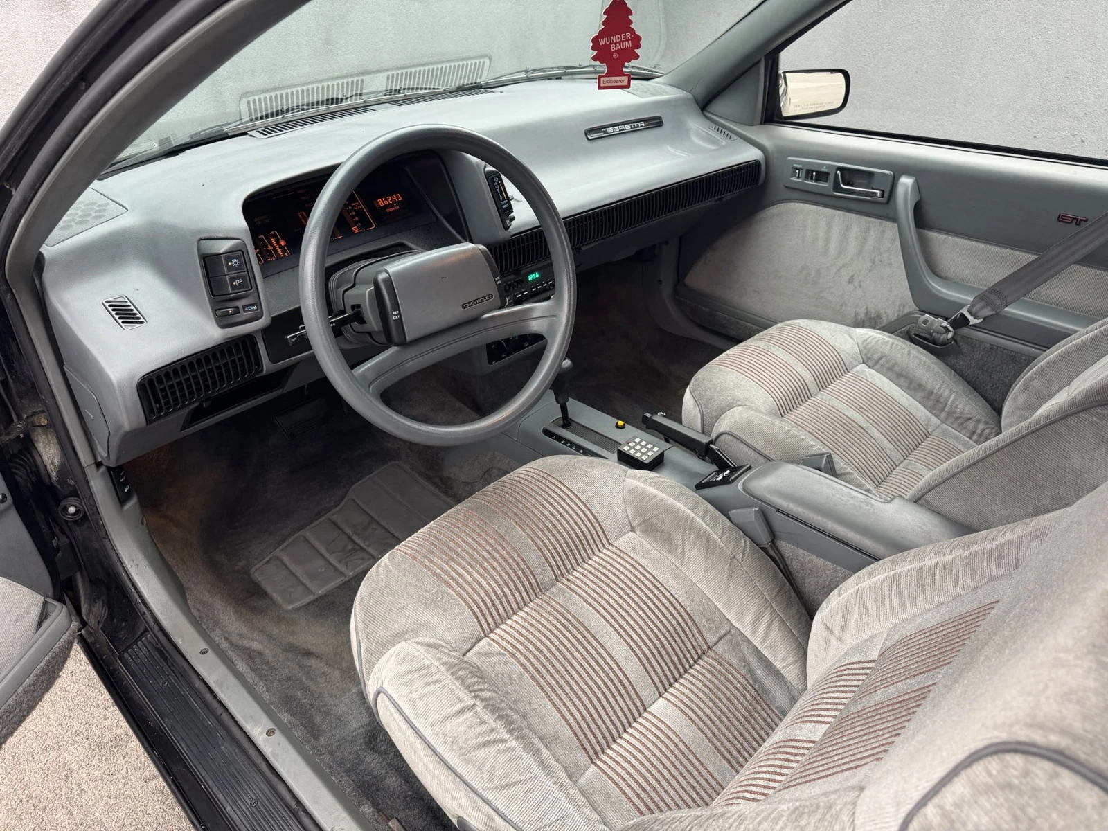 Chevrolet Beretta GT 2.8 MFI - изображение 10