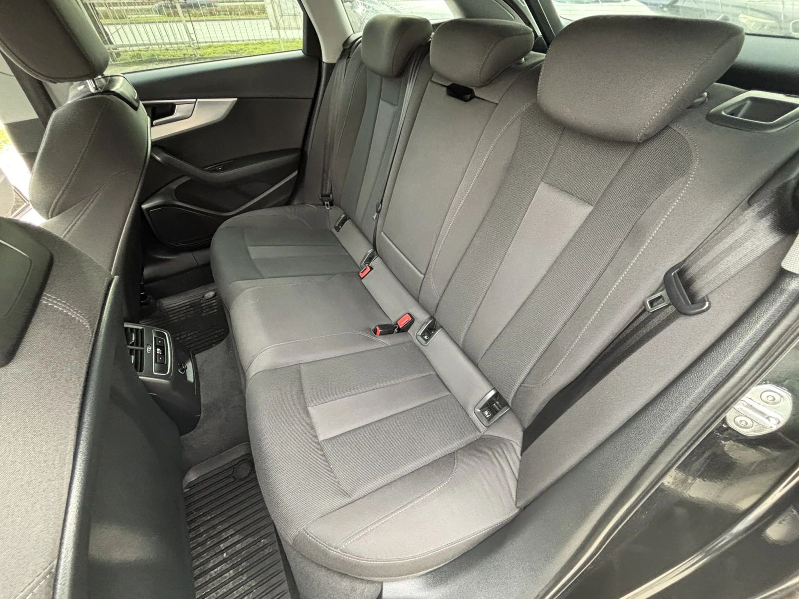 Audi A4 2.0 TDI  | Mobile.bg � ����������� 12