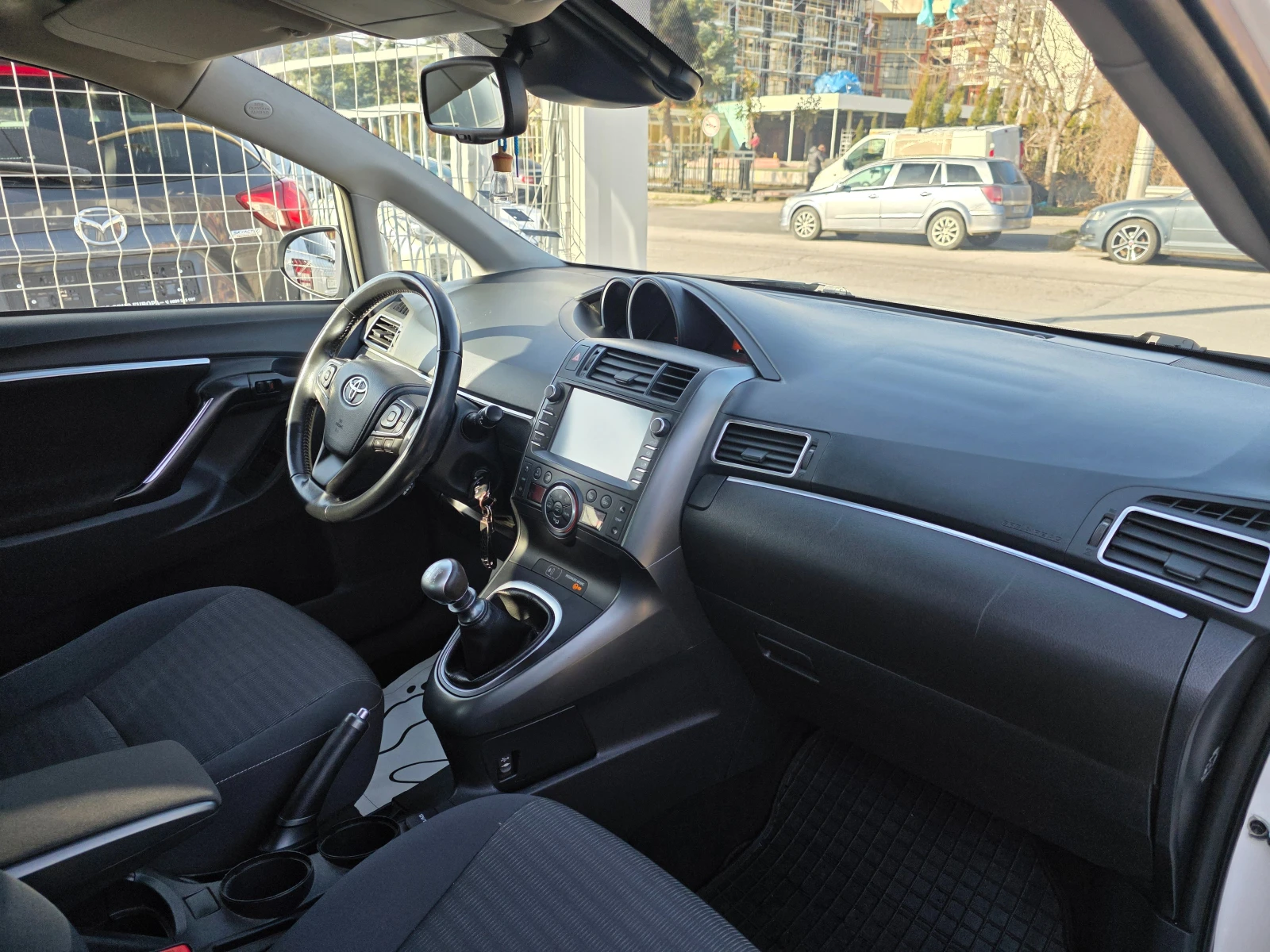 Toyota Verso 1.6 D ������� ��������  | Mobile.bg � ����������� 15