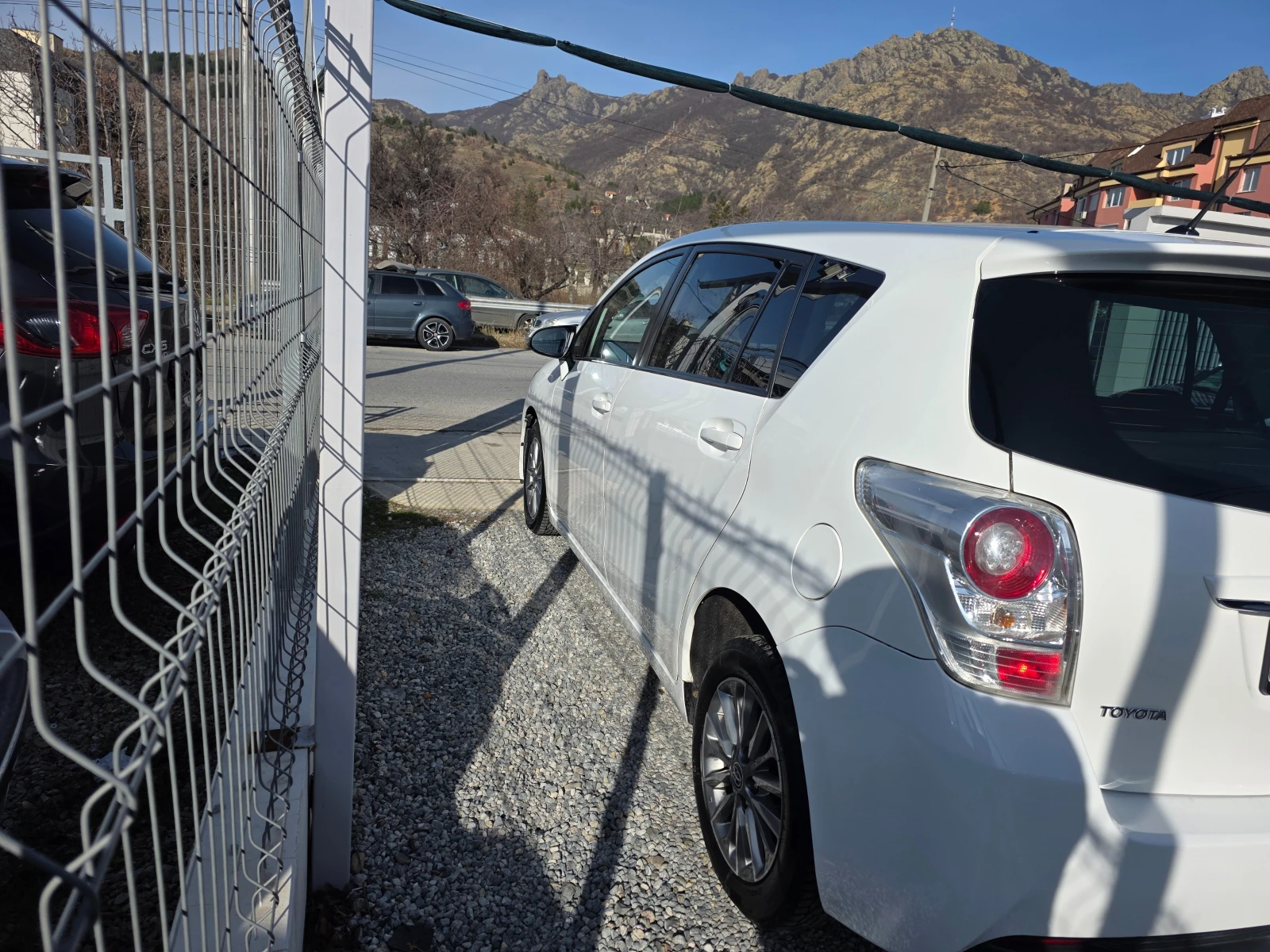 Toyota Verso 1.6 D НАПЪЛНО ОТСЛУЖЕН  - изображение 8