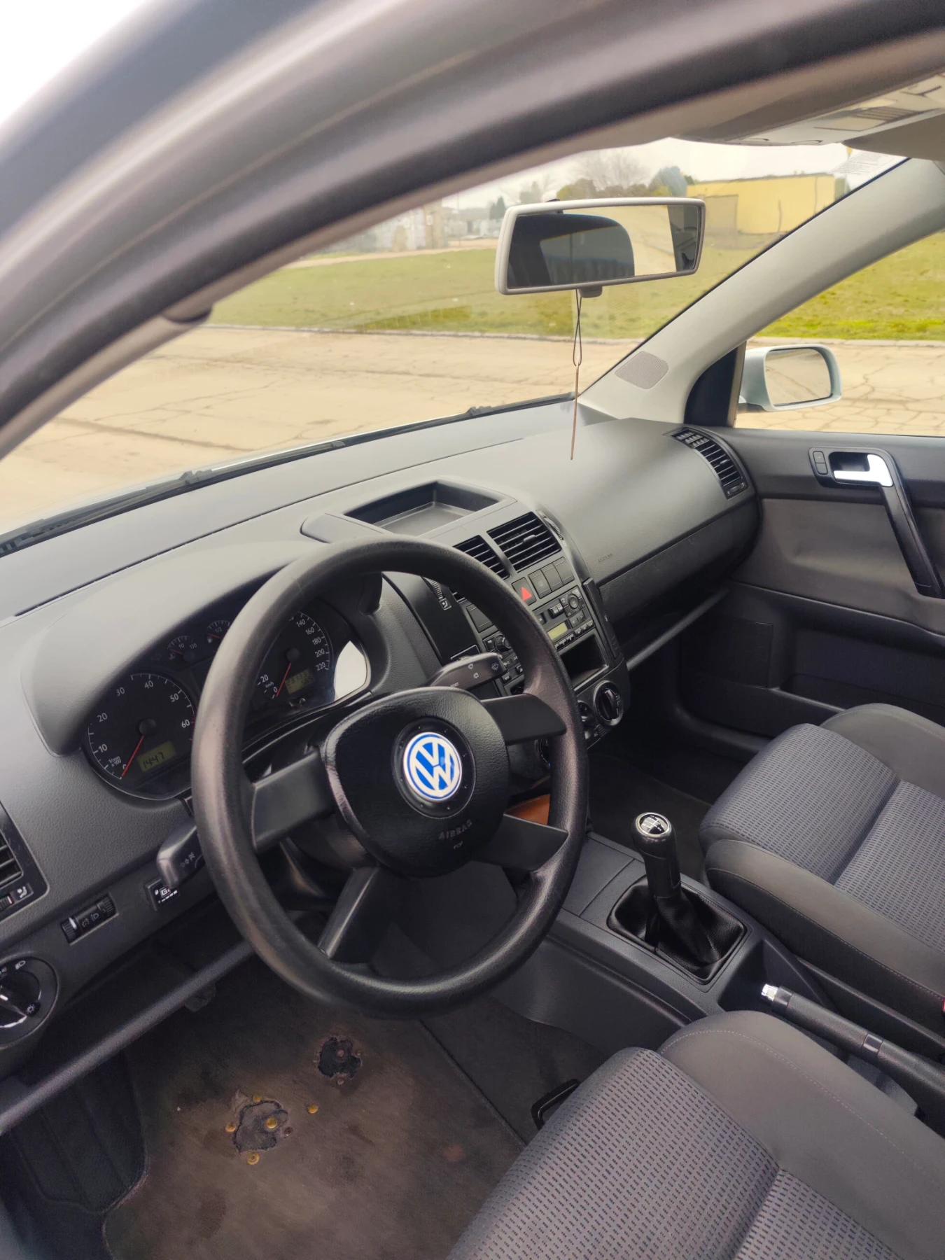 VW Polo 1.4  - изображение 6