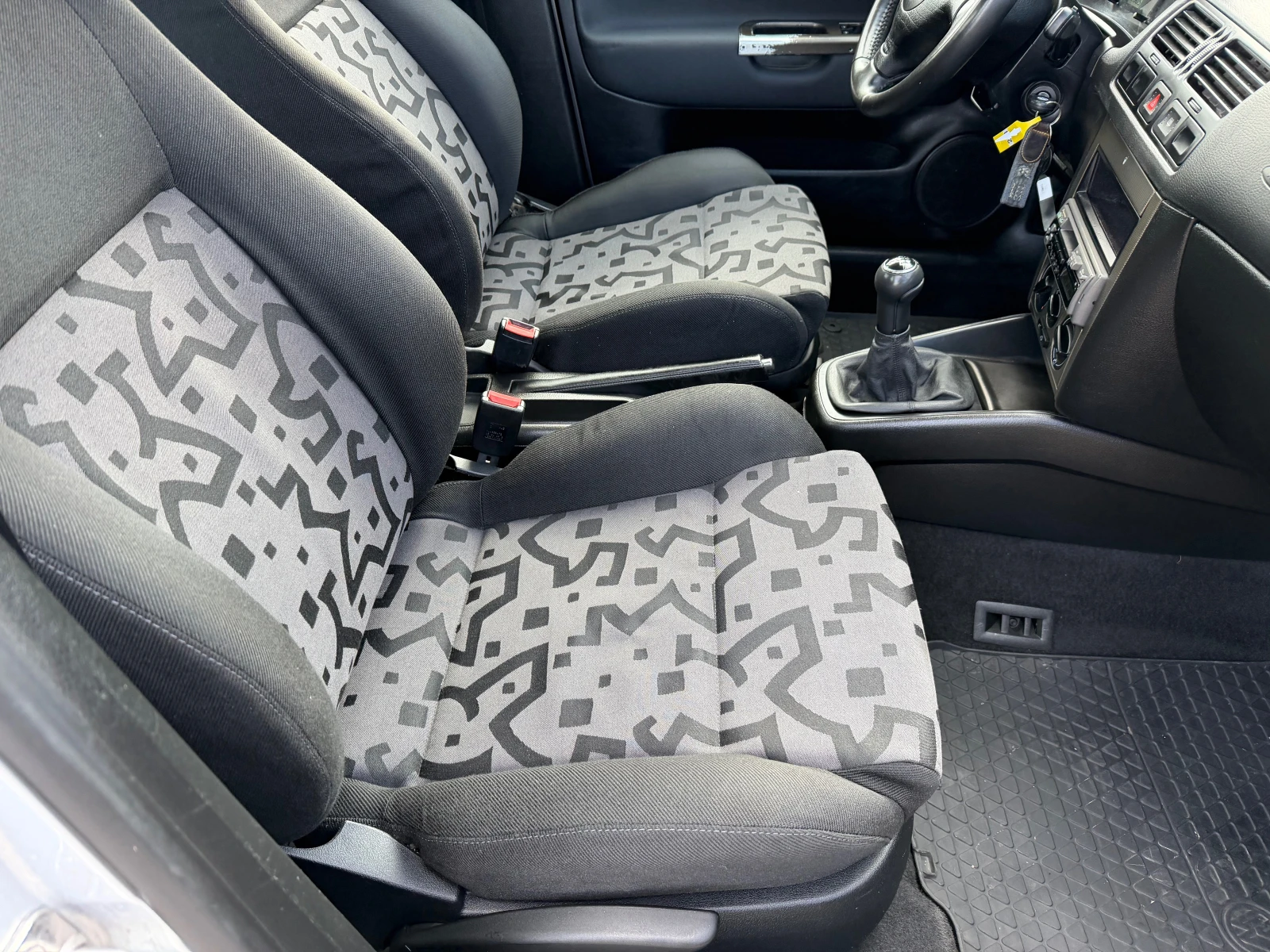 VW Bora 1.9 TDI | Mobile.bg � ����������� 12