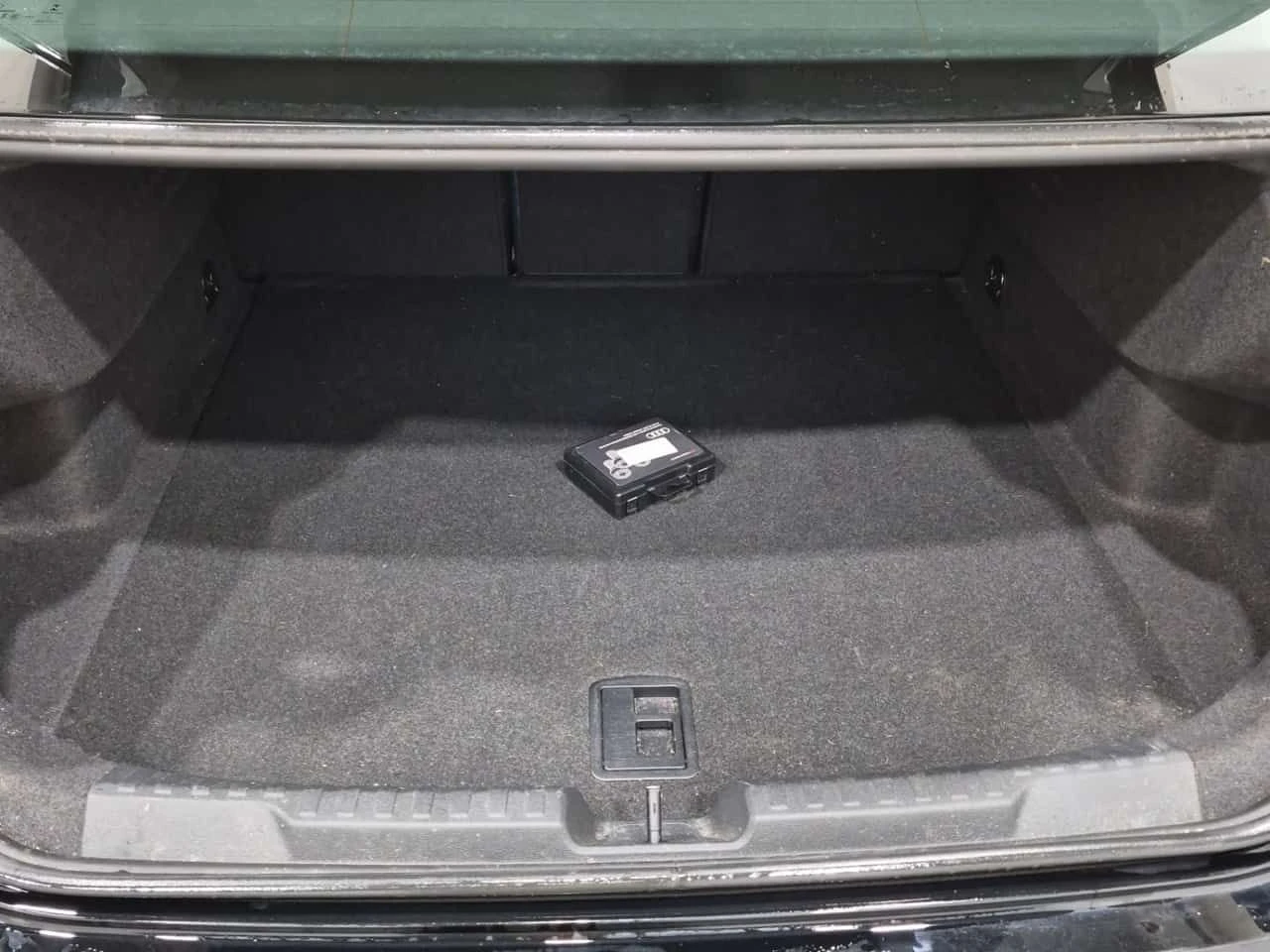 Audi A3 KOMFORT * 2 КЛЮЧА* ПАНОРАМА* CARFAX * , снимка 13 - Автомобили и джипове - 53709389