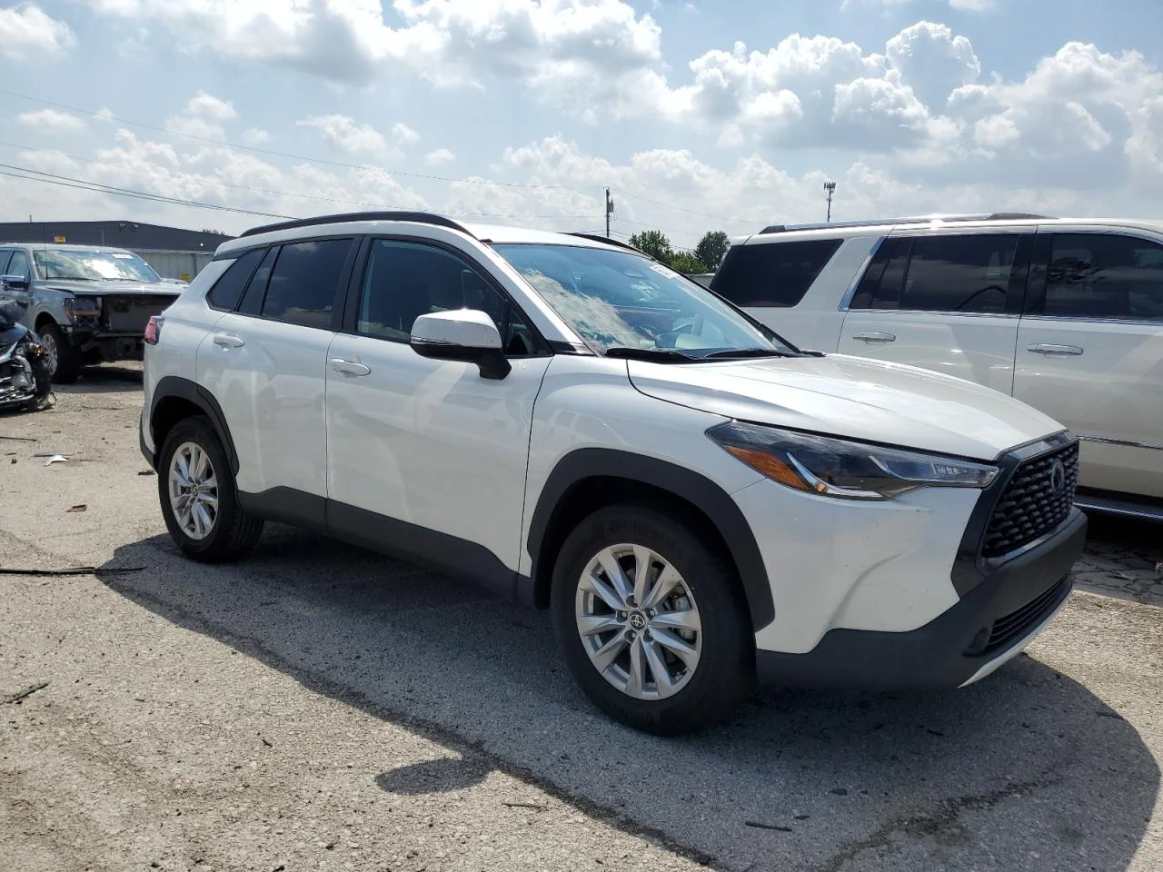 Toyota Corolla Cross 2l Le, снимка 4 - Автомобили и джипове - 53764080