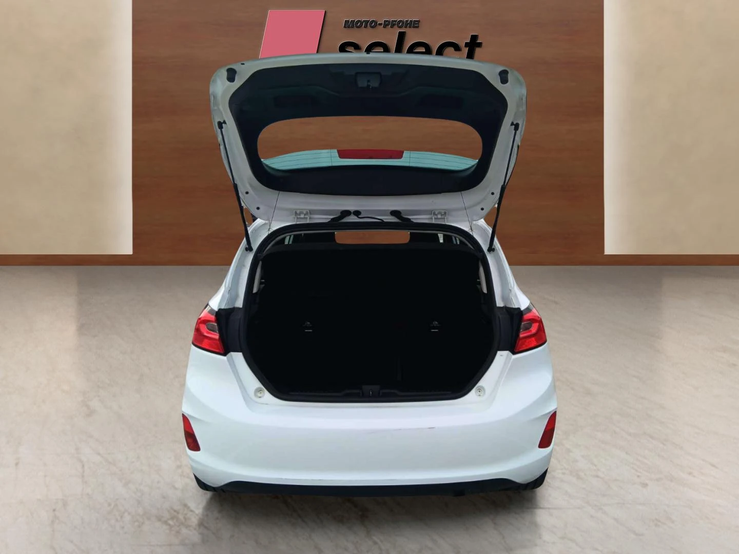 Ford Fiesta 1.1, снимка 12 - Автомобили и джипове - 53818885