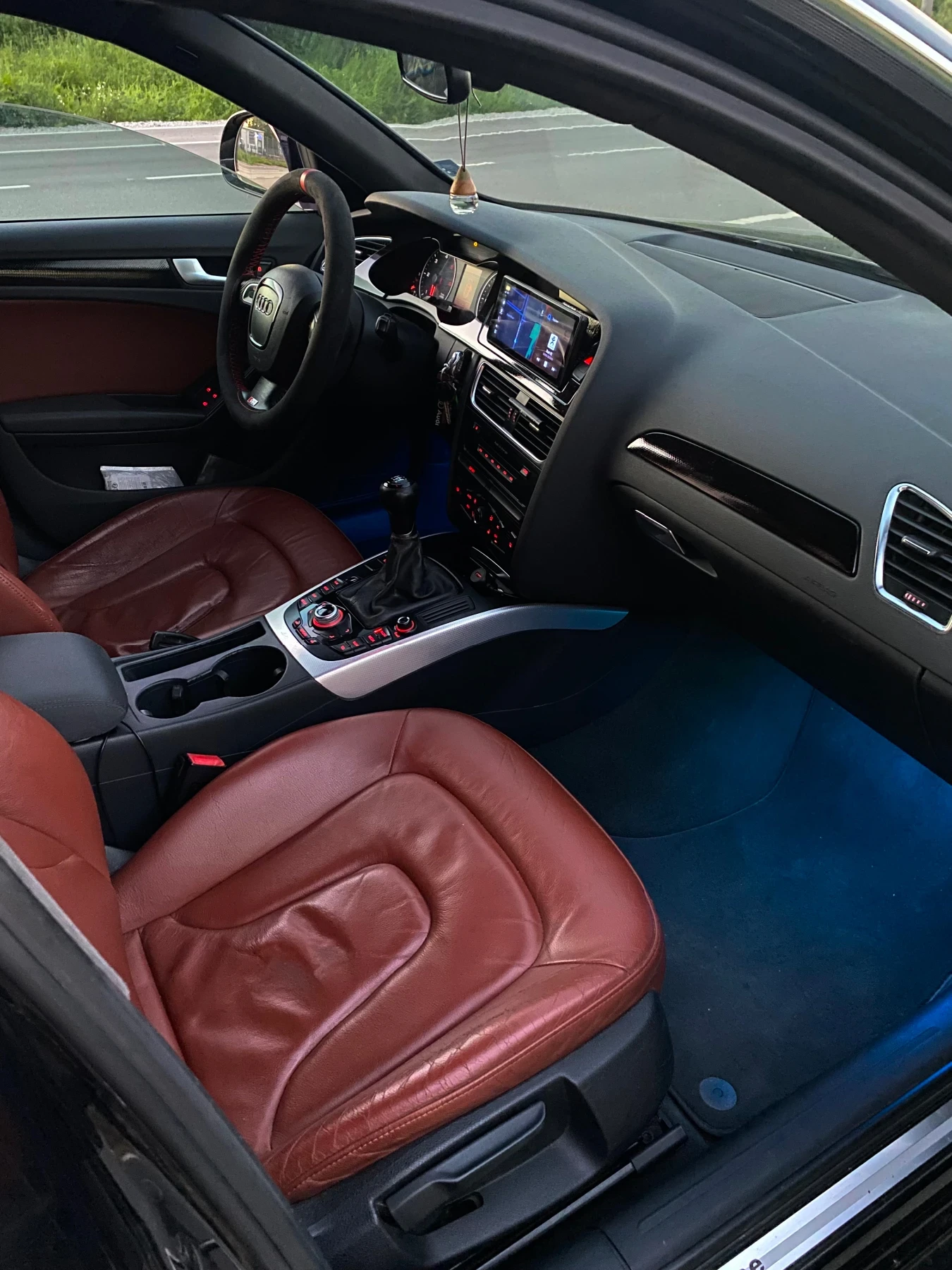 Audi A4 2.0 tdi  | Mobile.bg � ����������� 4