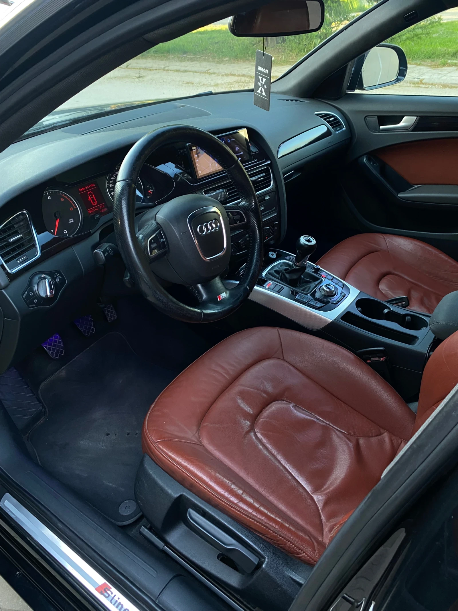 Audi A4 2.0 tdi , снимка 3 - Автомобили и джипове - 54127457