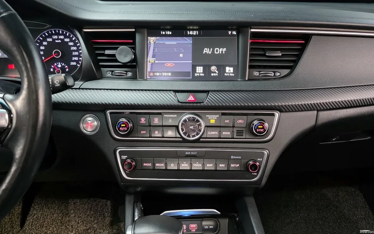 Kia K7 LPG/LUXURY/ПОДГРЕВИ/ОБДУХВАНИЯ/ПАНО, снимка 17 - Автомобили и джипове - 54847248