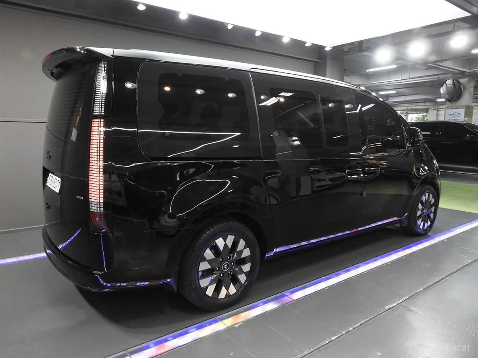 Hyundai Staria LOUNGE* 9SEATER* EKSTROV* 111000KM!!!!! | Mobile.bg � ����������� 3