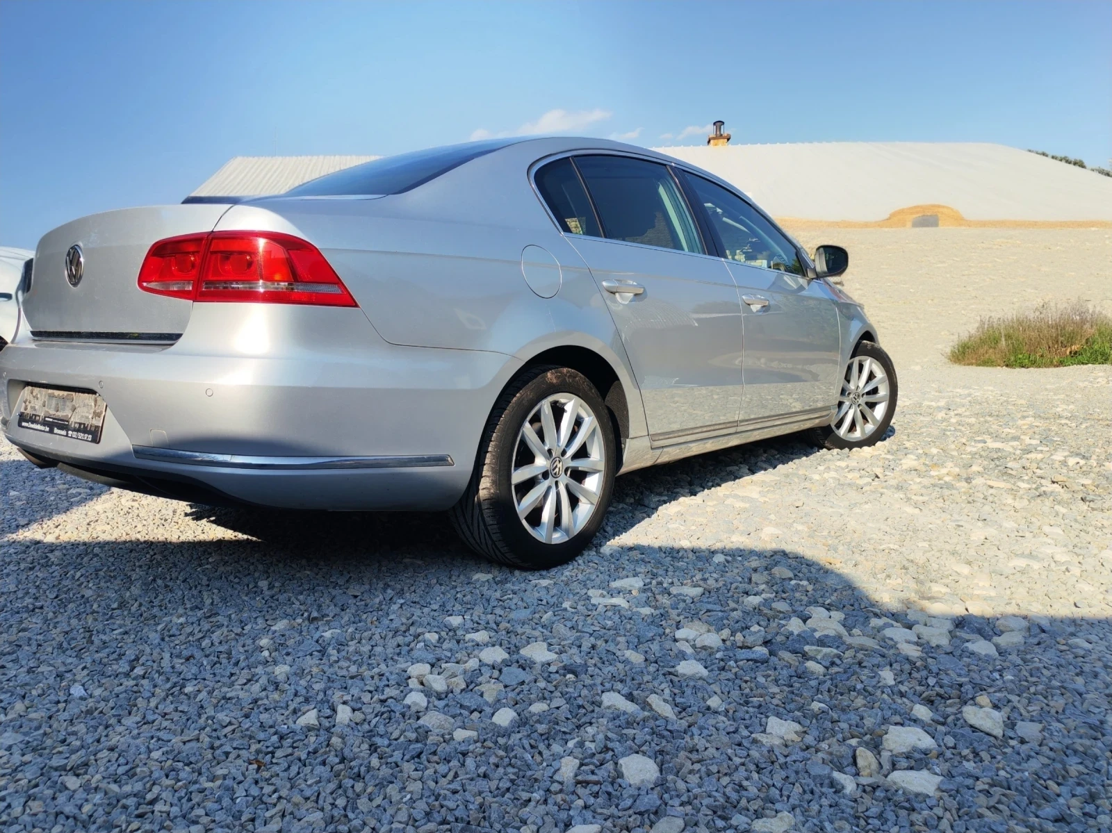 VW Passat 2.0tdi , снимка 2 - Автомобили и джипове - 55358304