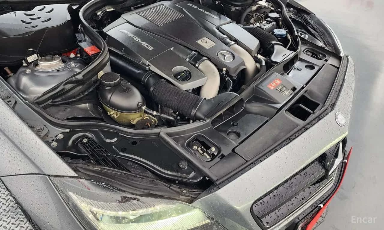 Mercedes-Benz CLS 63 AMG CLS63  CARFAX, снимка 4 - Автомобили и джипове - 55405146