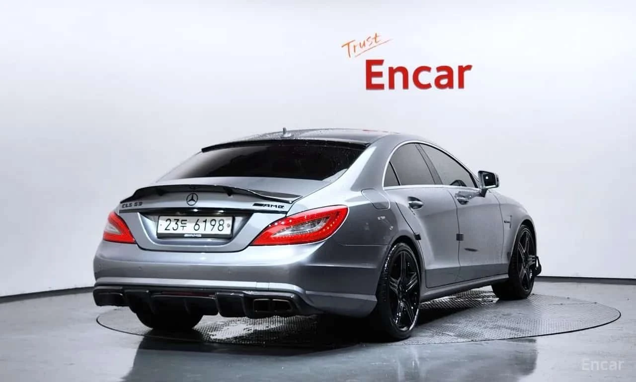 Mercedes-Benz CLS 63 AMG CLS63  CARFAX, снимка 3 - Автомобили и джипове - 55405146