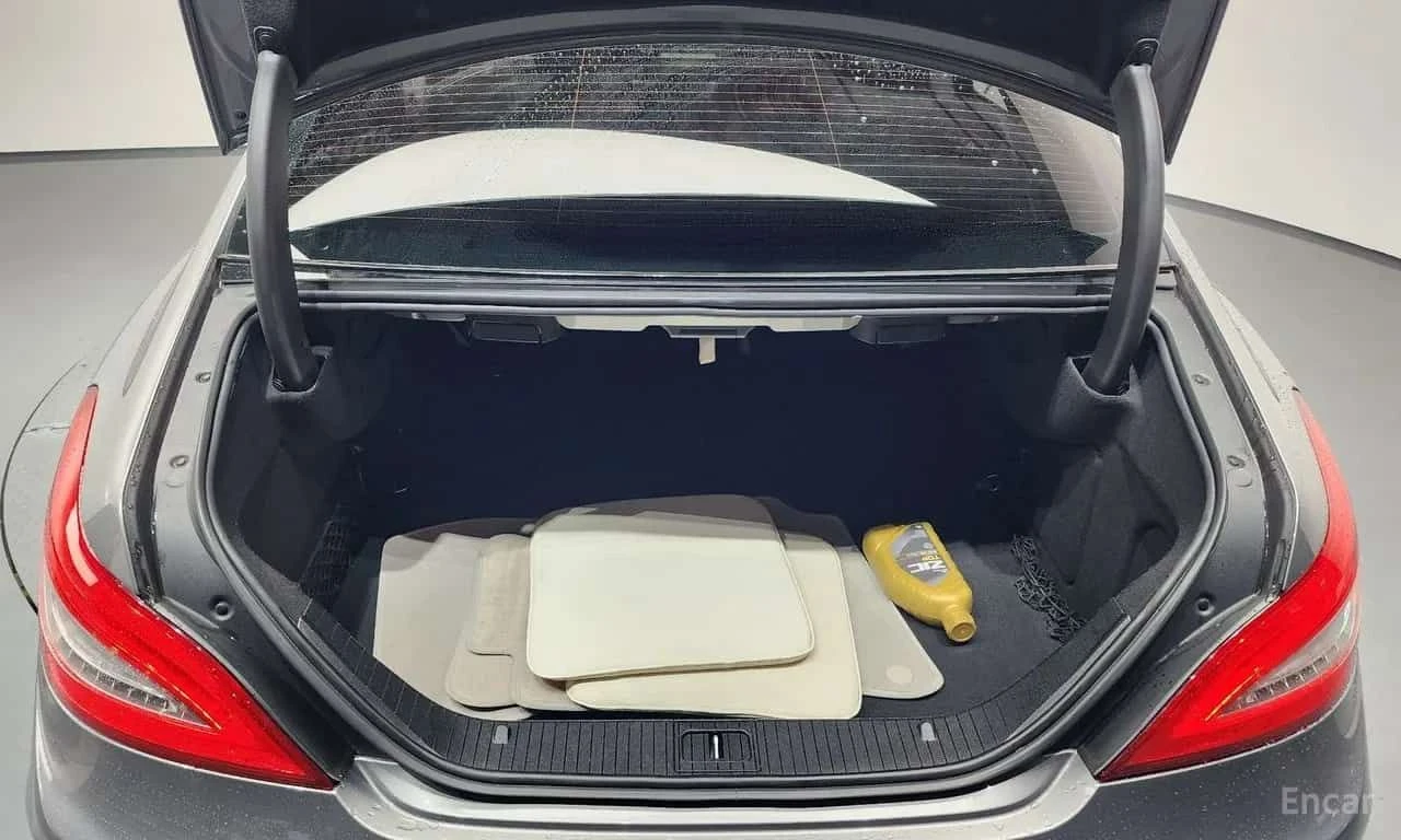 Mercedes-Benz CLS 63 AMG CLS63  CARFAX, снимка 16 - Автомобили и джипове - 55405146