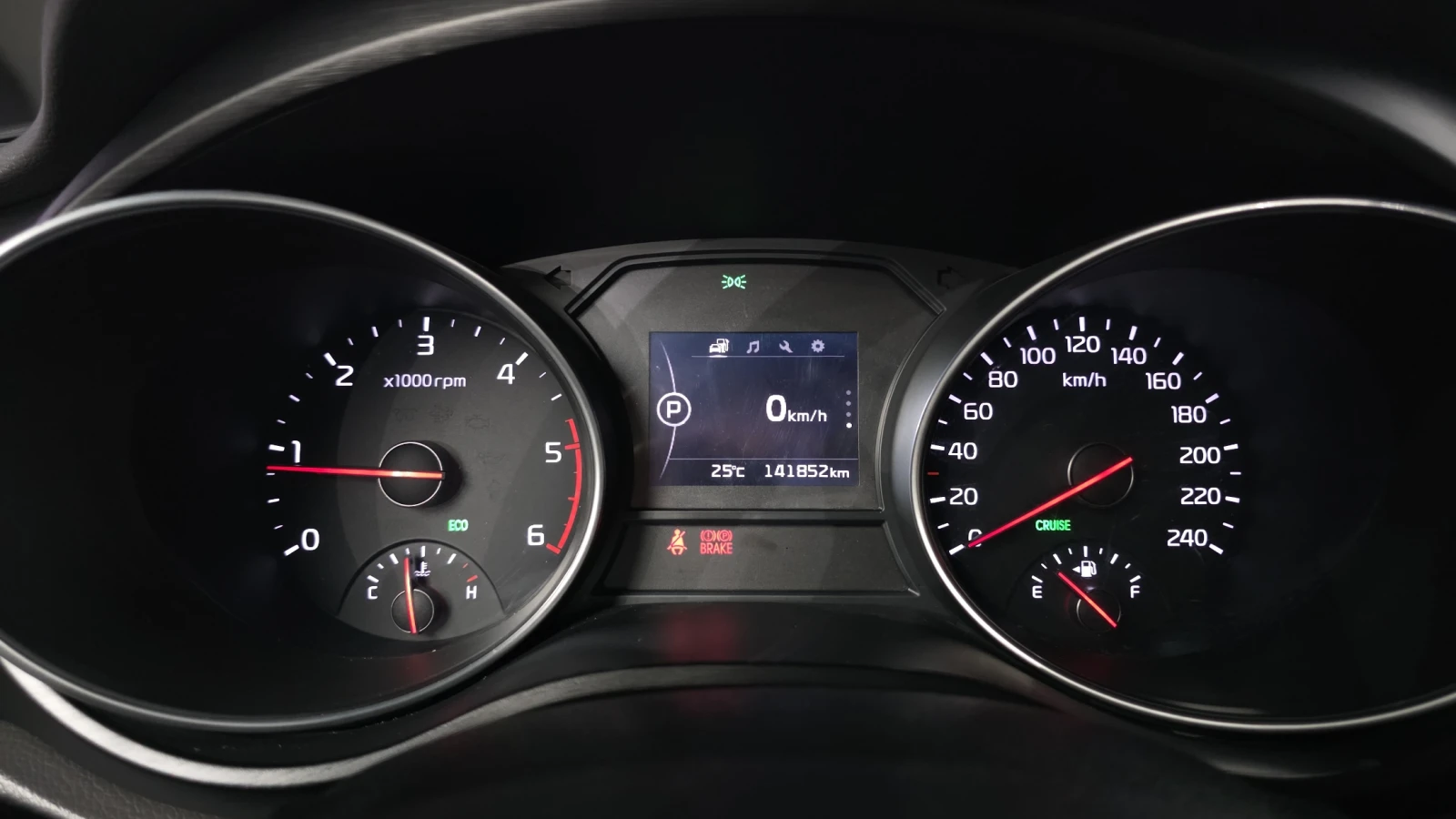 Kia Carnival ПОДГРЕВ ВОЛАН* КРАЙНА ЦЕНА, снимка 8 - Автомобили и джипове - 55595003