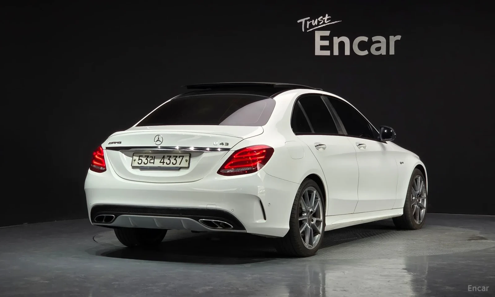 Mercedes-Benz C 43 AMG, снимка 2 - Автомобили и джипове - 55622536