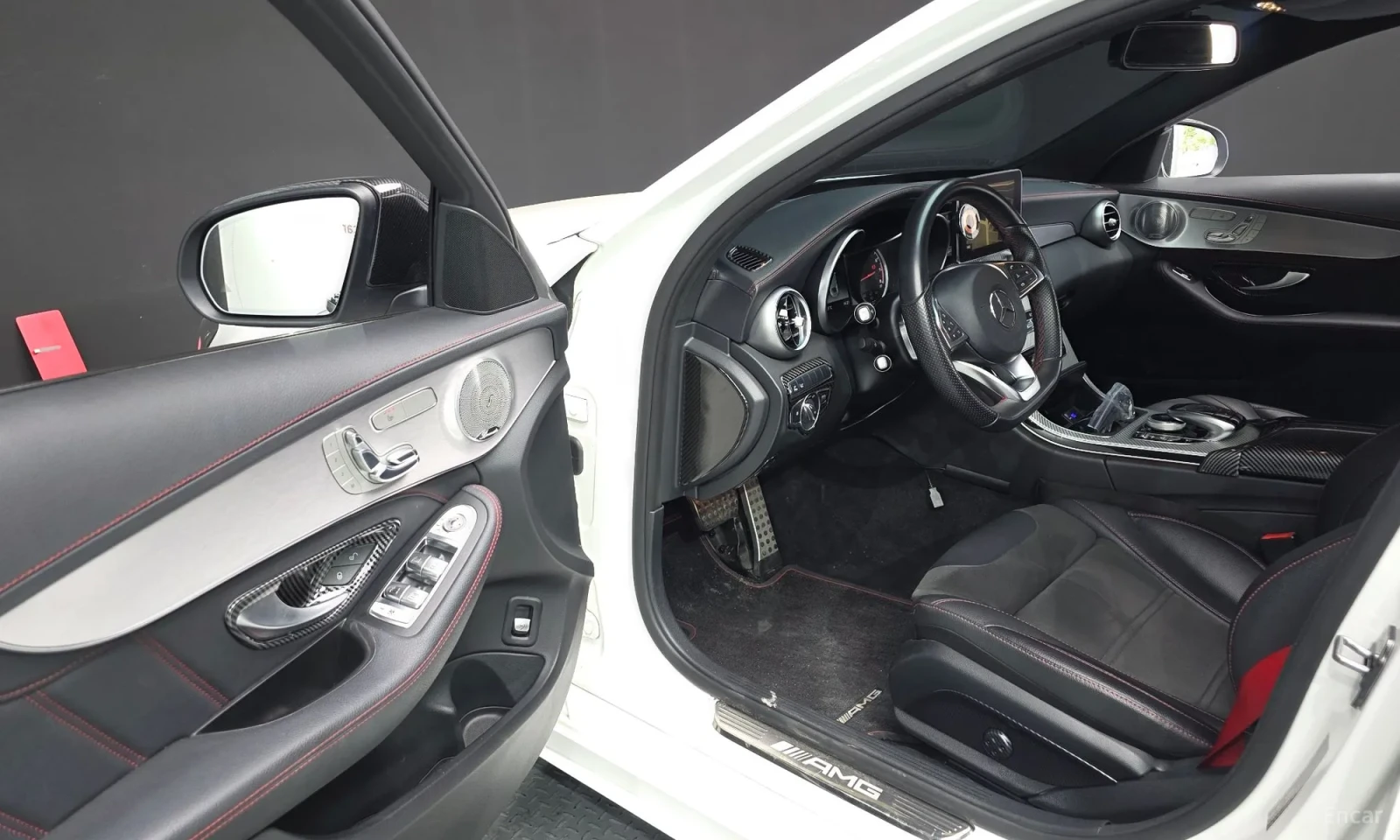 Mercedes-Benz C 43 AMG, снимка 11 - Автомобили и джипове - 55622536