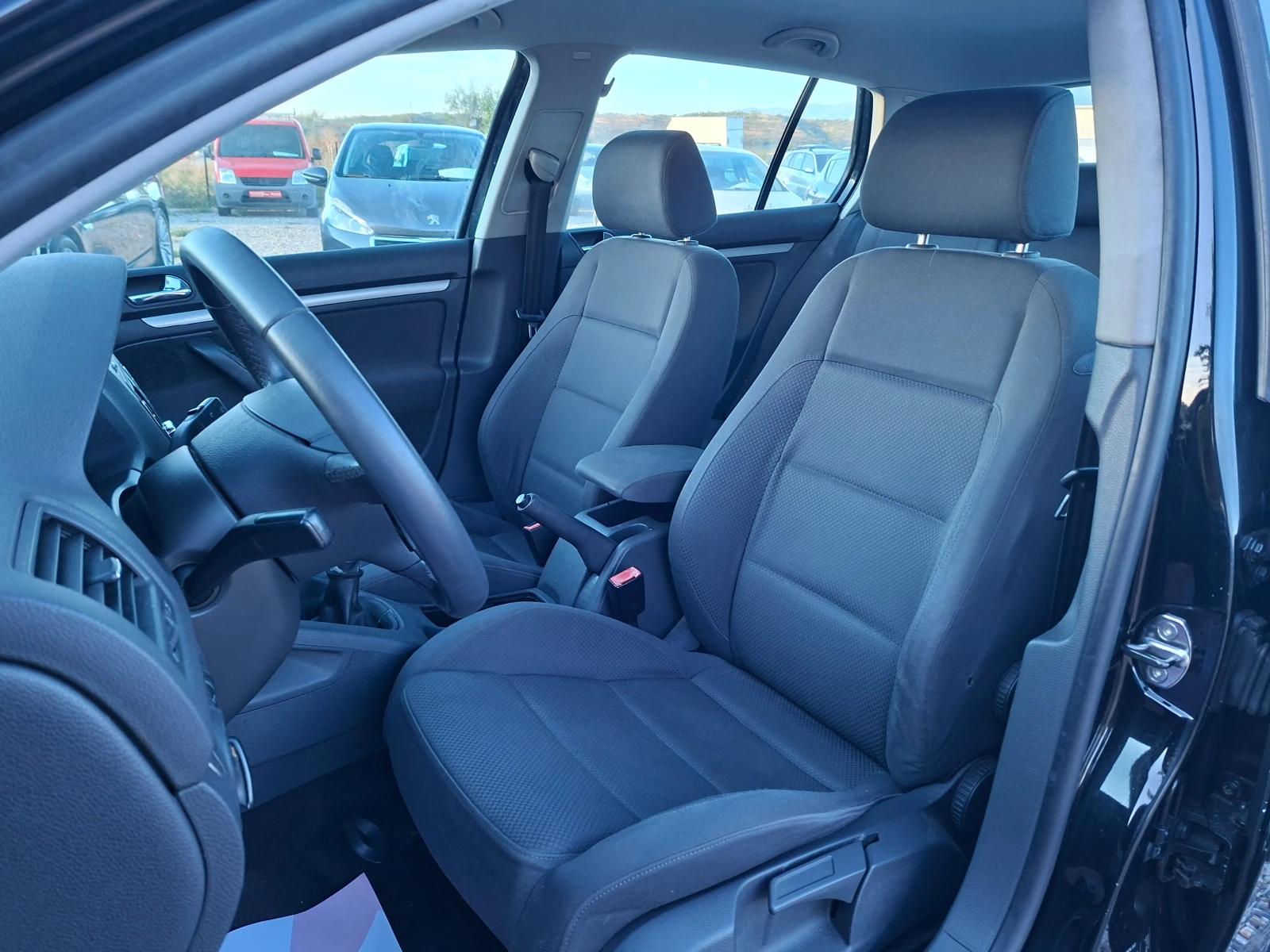 VW Golf 1.9TDI* 36м. х 102EUR.* , снимка 9 - Автомобили и джипове - 56070457