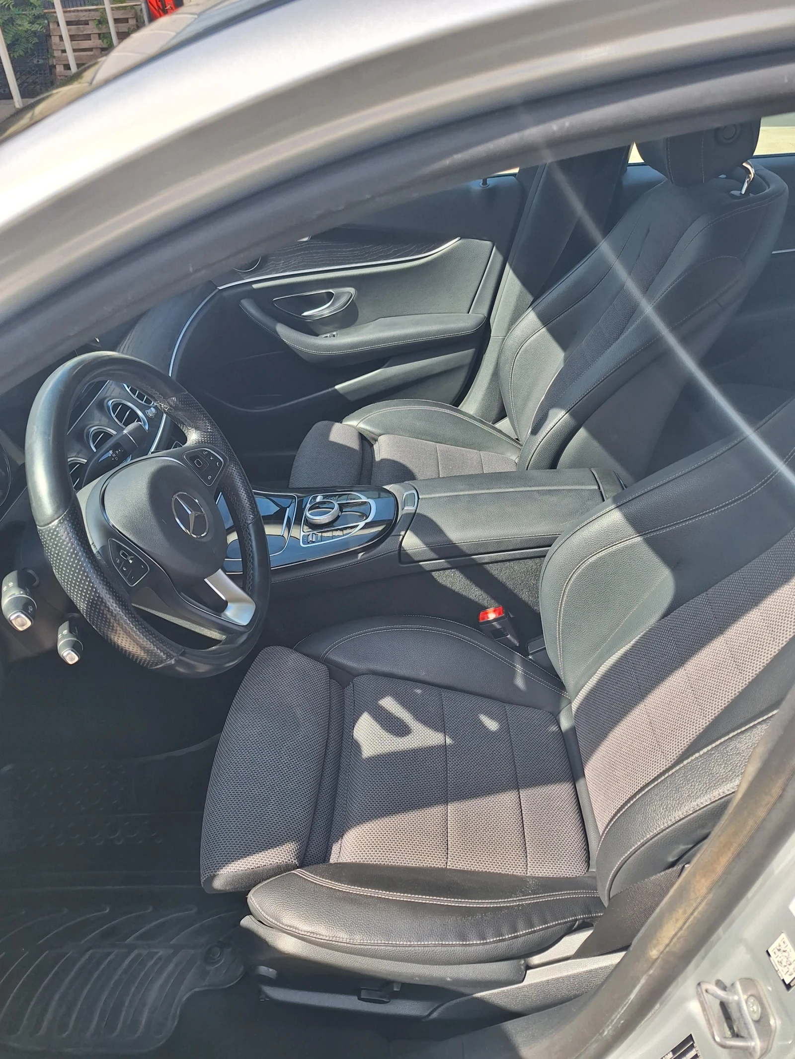 Mercedes-Benz E 220 Авангард, снимка 9 - Автомобили и джипове - 56289179