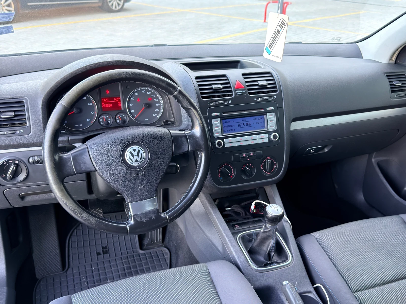 VW Golf 1.6-Бензин 2007г, снимка 9 - Автомобили и джипове - 56642695