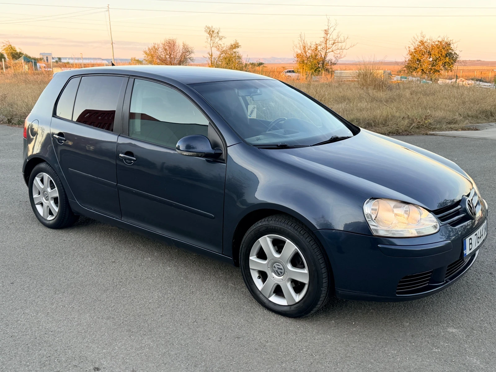 VW Golf 1.6-Бензин 2007г, снимка 6 - Автомобили и джипове - 56642695