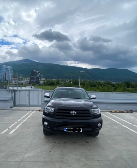     Toyota Sequoia