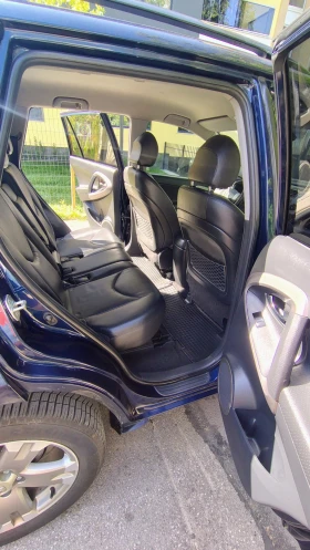 Toyota Rav4 2.2 D-CAT (177 �.�.) 4x4 - 2008 �. | Mobile.bg � ����� ������ 8