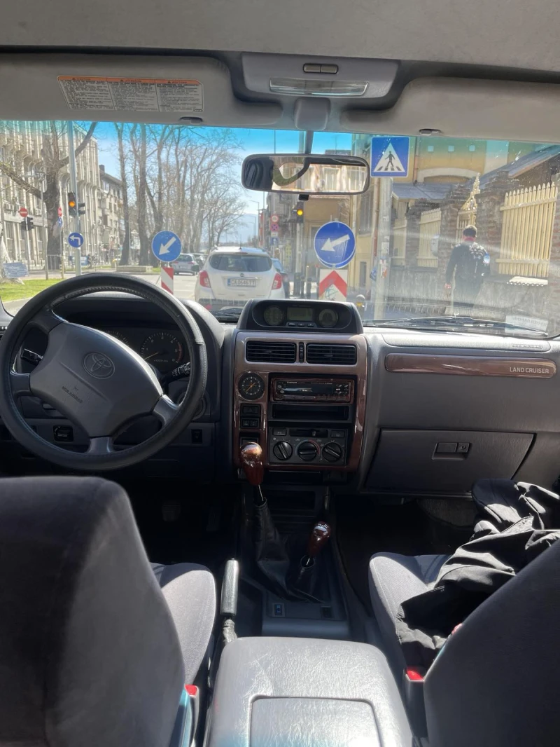 Toyota Land cruiser, снимка 10 - Автомобили и джипове - 48511317