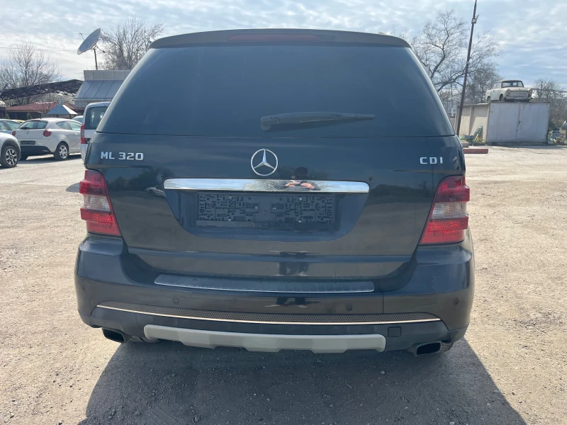 Mercedes-Benz ML 320 ML 320 CDI, снимка 7 - Автомобили и джипове - 49595391