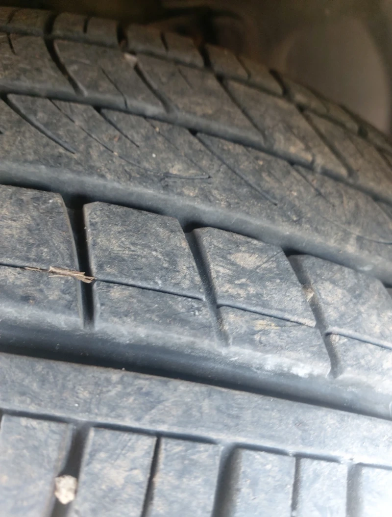 Land Rover Discovery Sport 2.2 190к.с HSE Luxury , снимка 15 - Автомобили и джипове - 51308773