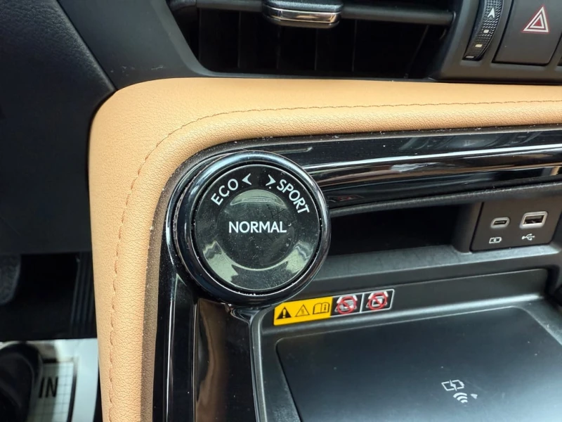 Lexus NX * 350h AWD * CARFAX * БЕЗ ПЪРВОНАЧАЛНА ВНОСКА, снимка 12 - Автомобили и джипове - 52912930