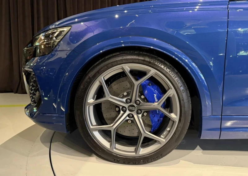 Audi RSQ8 Performance/Ceramic/V280/360/Масаж/Laser/23, снимка 14 - Автомобили и джипове - 52914467