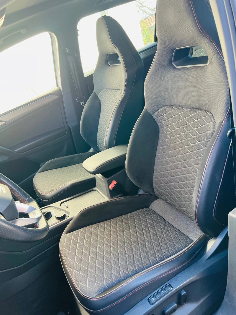 Seat Tarraco Seat Tarraco FR-Line-HeadUp-4x4-Panorama-LaneAssis, снимка 8 - Автомобили и джипове - 53156379