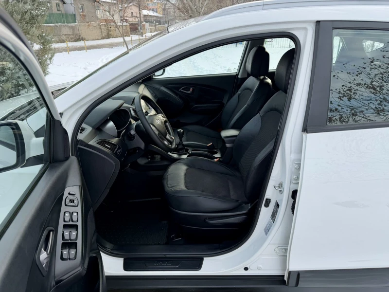 Hyundai IX35 Xpossible* LED* Facelift* Euro 5b* , снимка 10 - Автомобили и джипове - 53376909