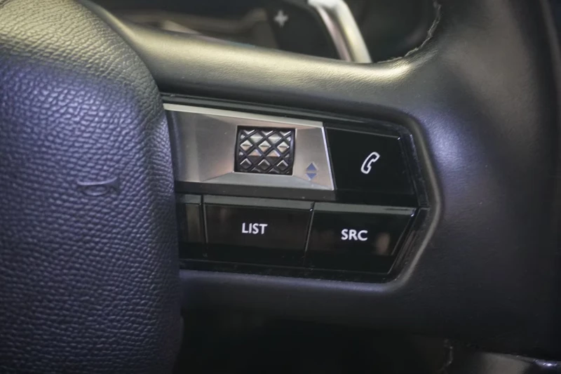 DS DS 7 Crossback 1.6PHEV/224HP/E-TENSE/CAM/LED/NAVI/DIGI/814g, снимка 11 - Автомобили и джипове - 53572874