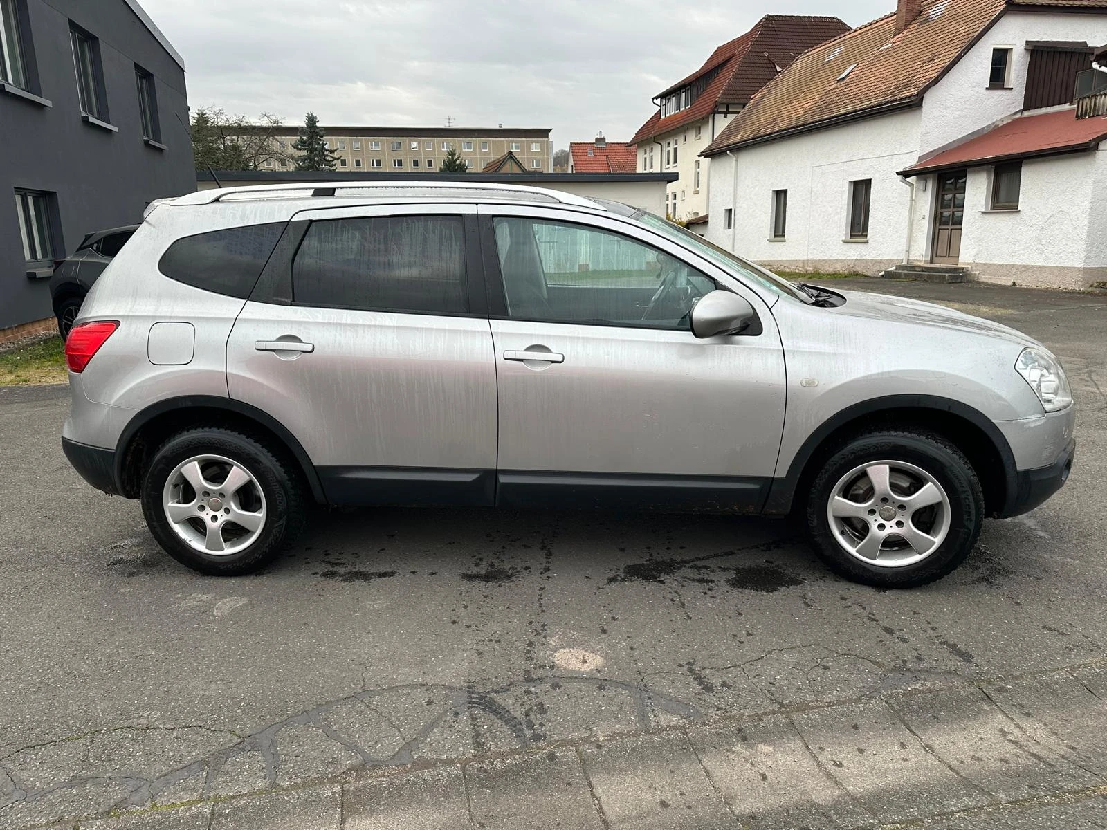 Nissan Qashqai * Панорама* 7-местен* Газ*  - изображение 4