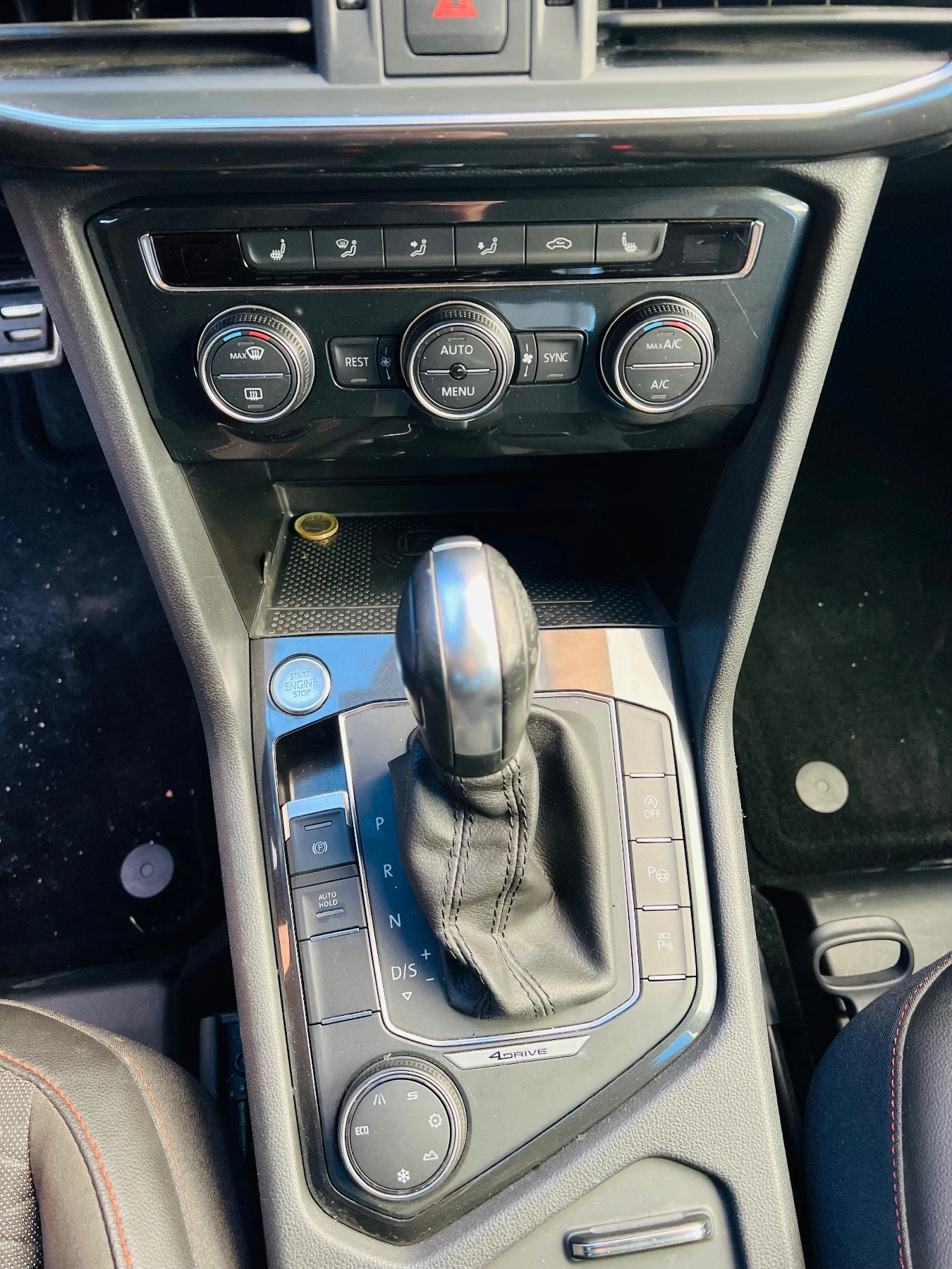 Seat Tarraco Seat Tarraco FR-Line-HeadUp-4x4-Panorama-LaneAssis - изображение 10