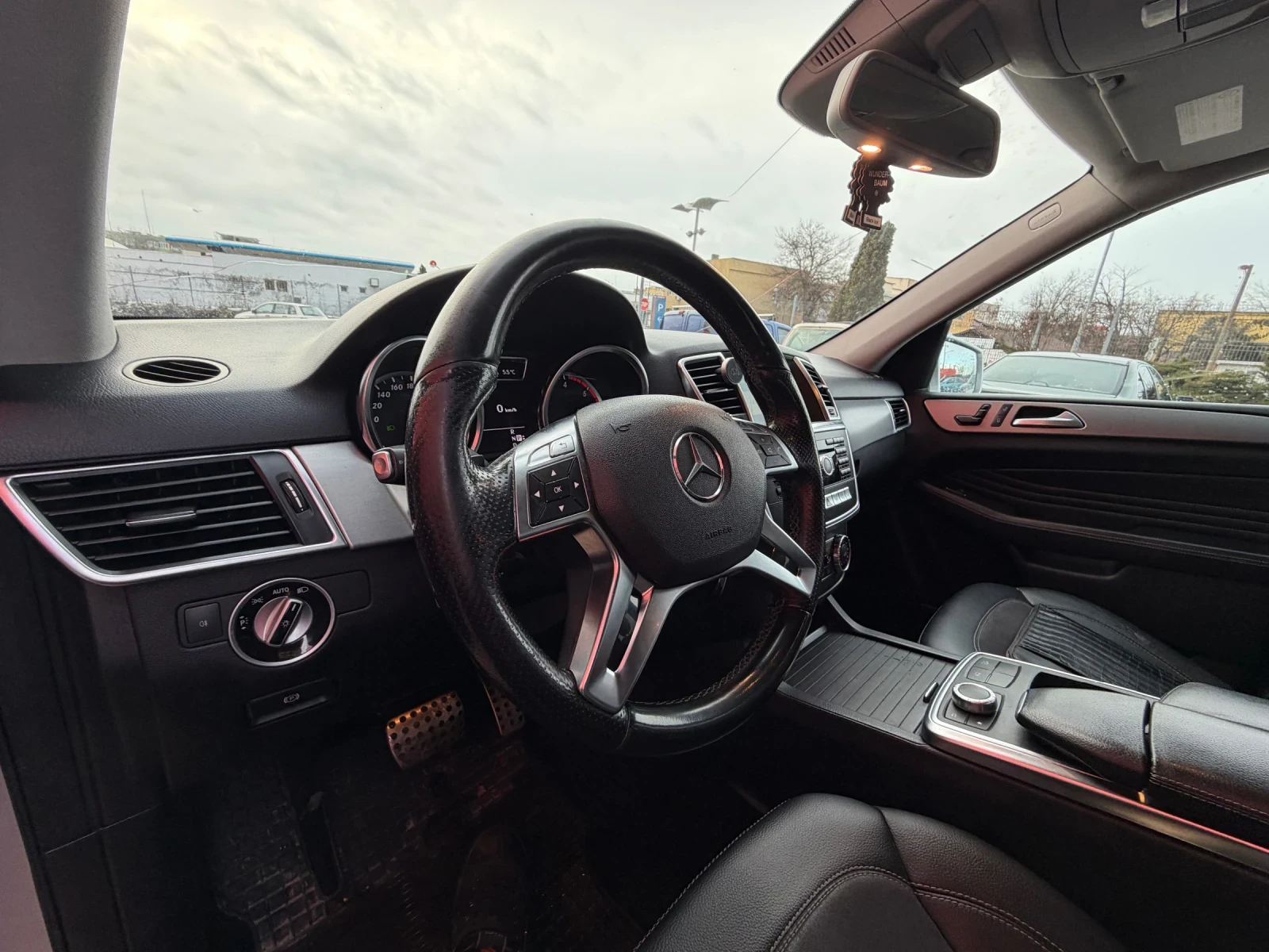 Mercedes-Benz ML 350 AMG* LED* ТЕГЛИЧ* НА* ПРУЖИНИ, снимка 12 - Автомобили и джипове - 53818323
