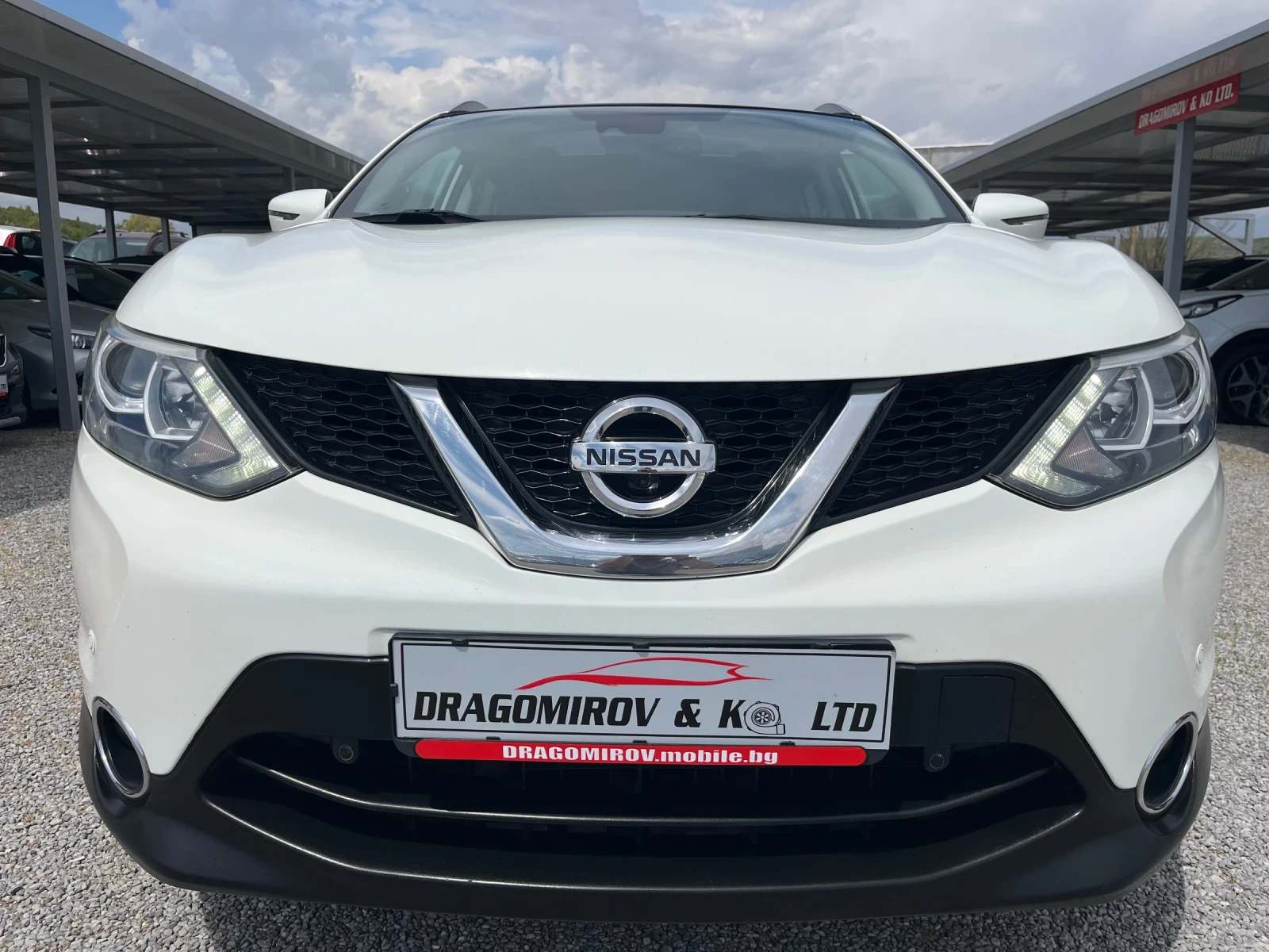 Nissan Qashqai 1.5Dci / Tekna, снимка 2 - Автомобили и джипове - 54358858