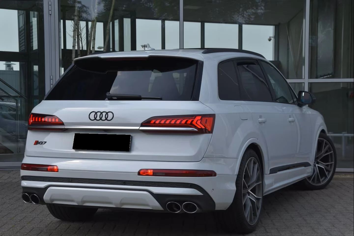 Audi SQ7 4.0 TFSI V8 QUATTRO, снимка 3 - Автомобили и джипове - 54602091