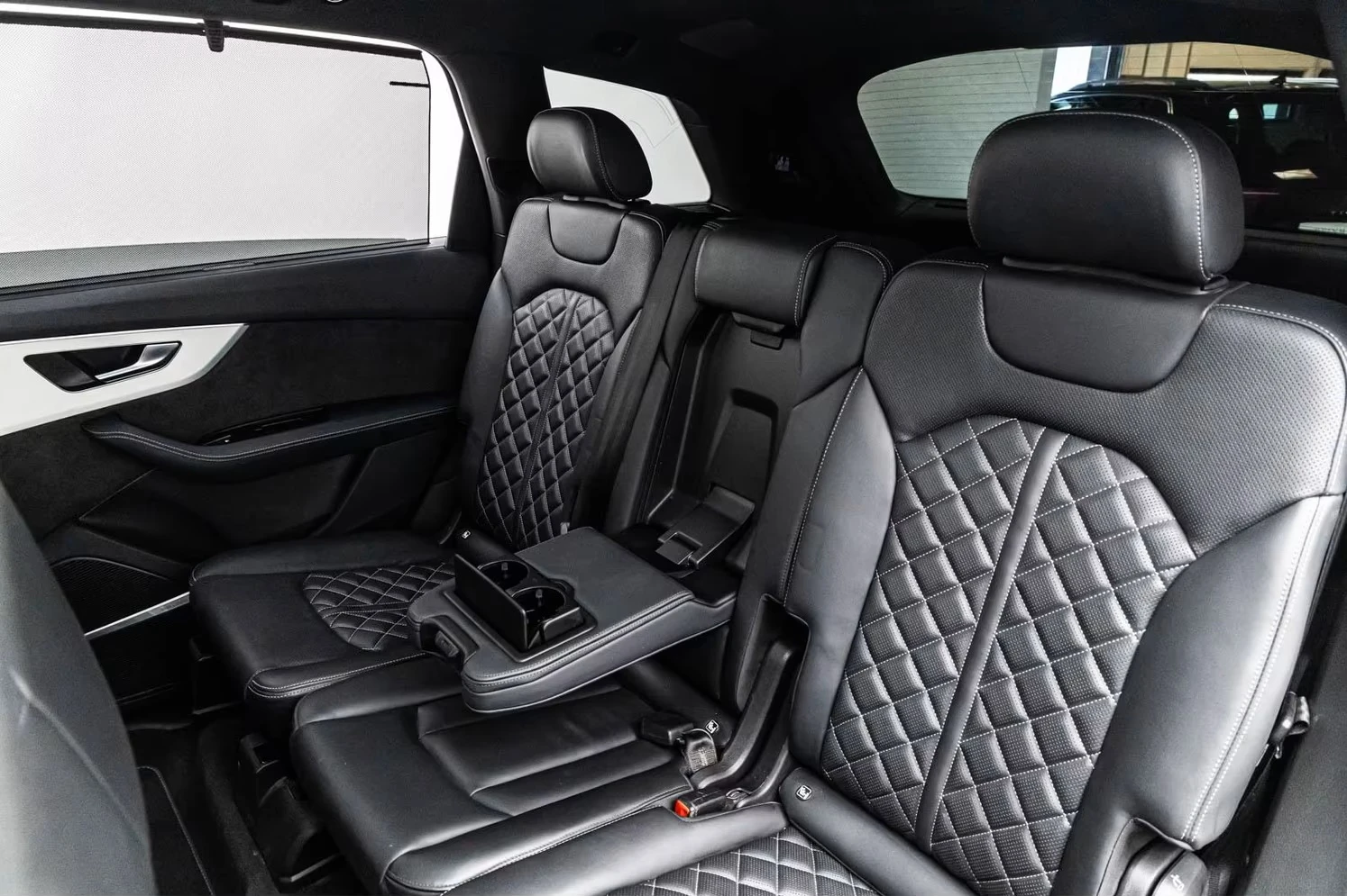 Audi SQ7 4.0 TFSI V8 QUATTRO, снимка 10 - Автомобили и джипове - 54602091