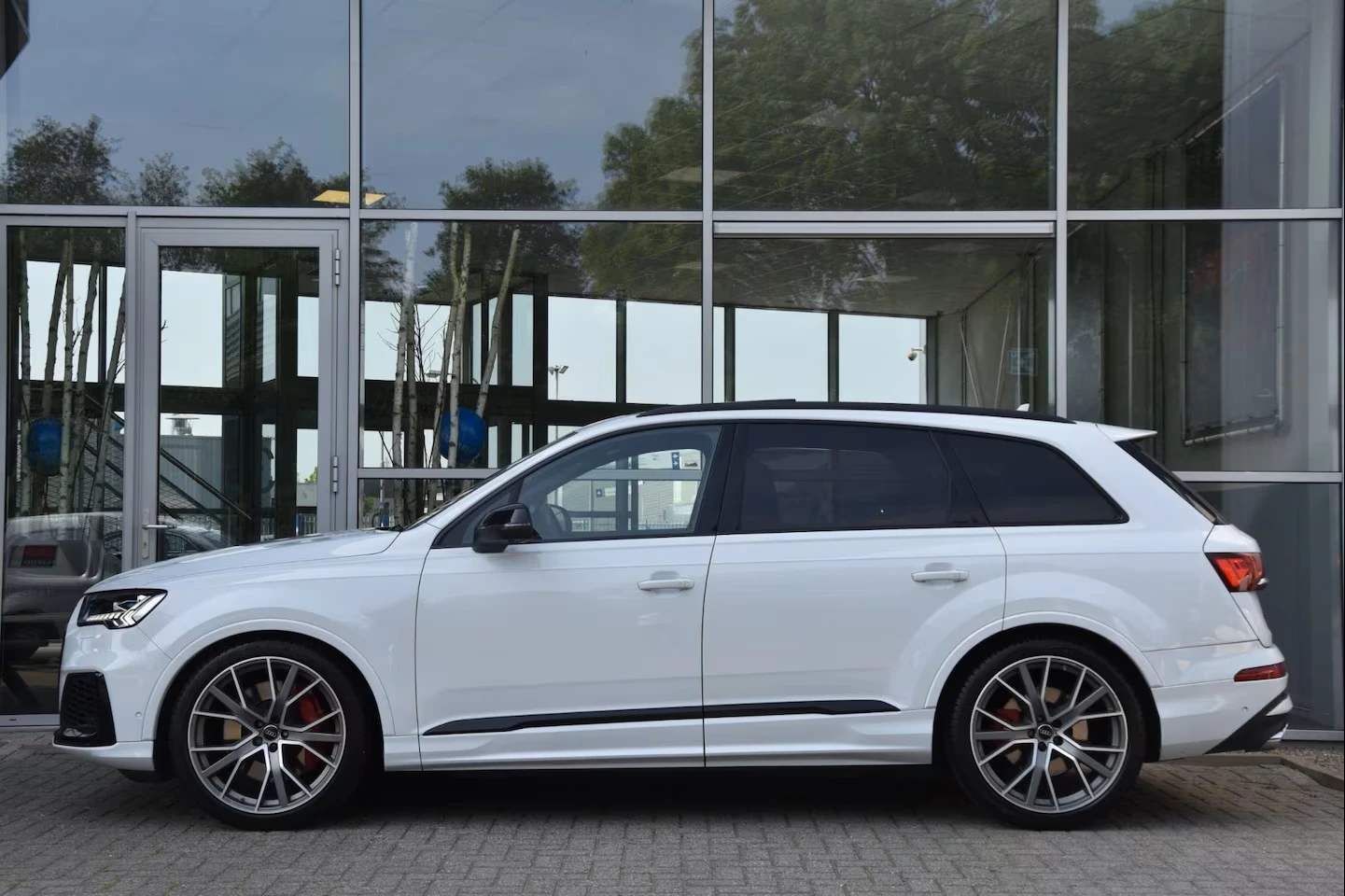 Audi SQ7 4.0 TFSI V8 QUATTRO, снимка 5 - Автомобили и джипове - 54602091