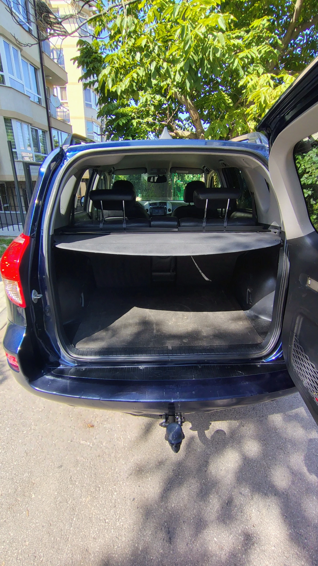 Toyota Rav4 2.2 D-CAT (177 к.с.) 4x4 - 2008 г., снимка 9 - Автомобили и джипове - 55486795