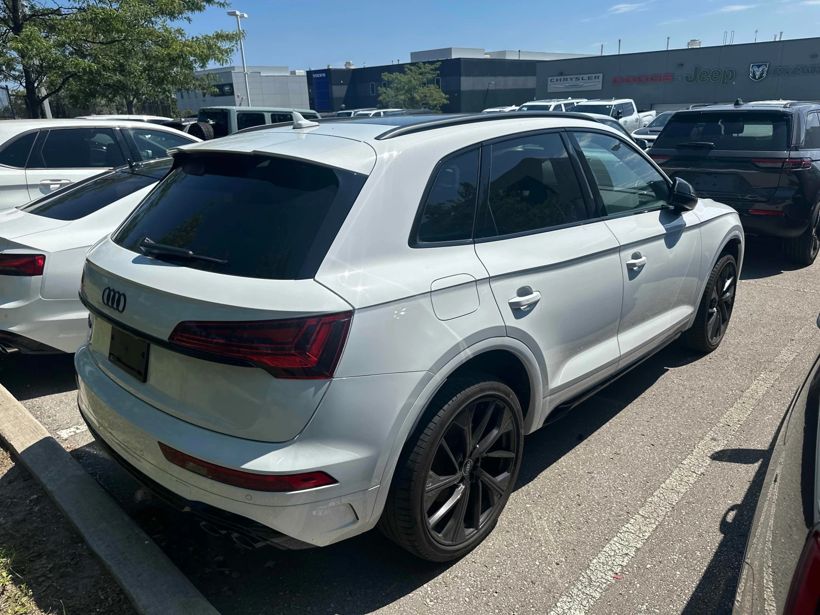 Audi SQ5 * Progressiv * CARFAX * , снимка 12 - Автомобили и джипове - 56072462